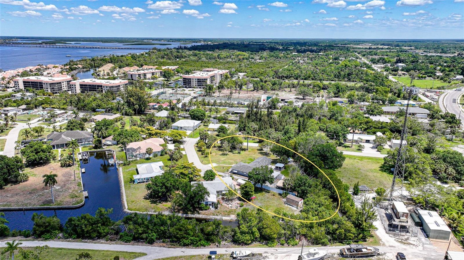 Image 6 of 24 For 425 Fireball Court