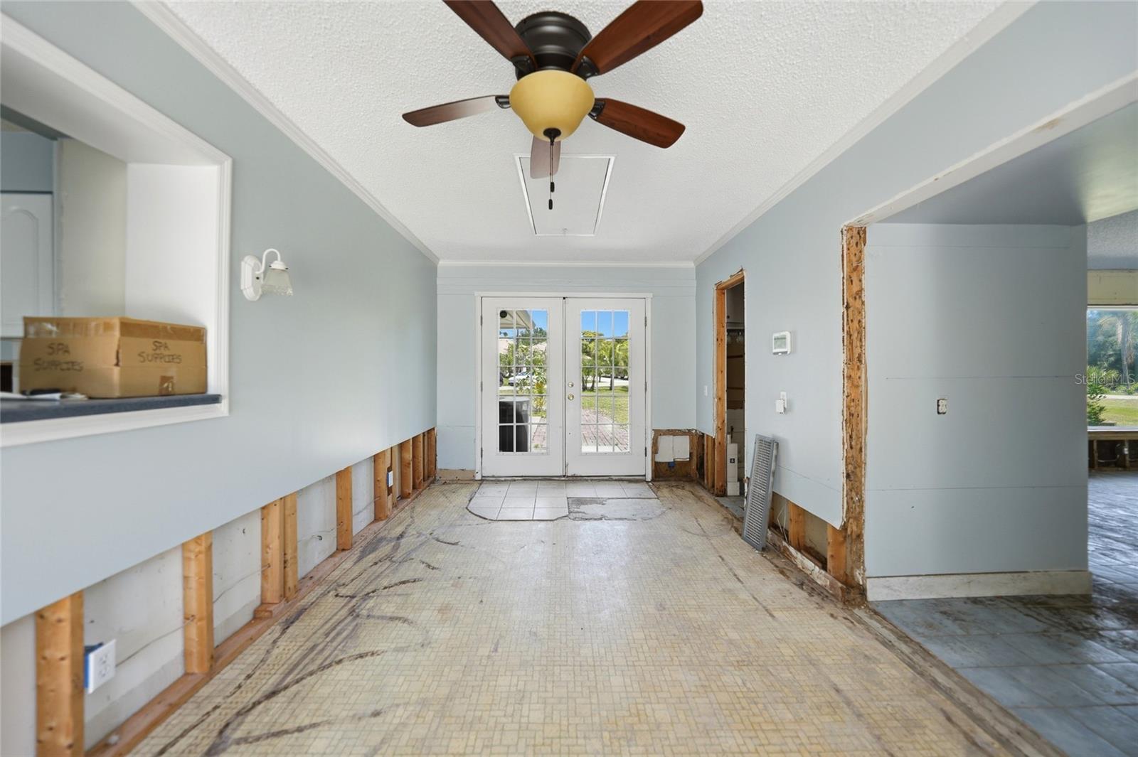 Image 8 of 24 For 425 Fireball Court