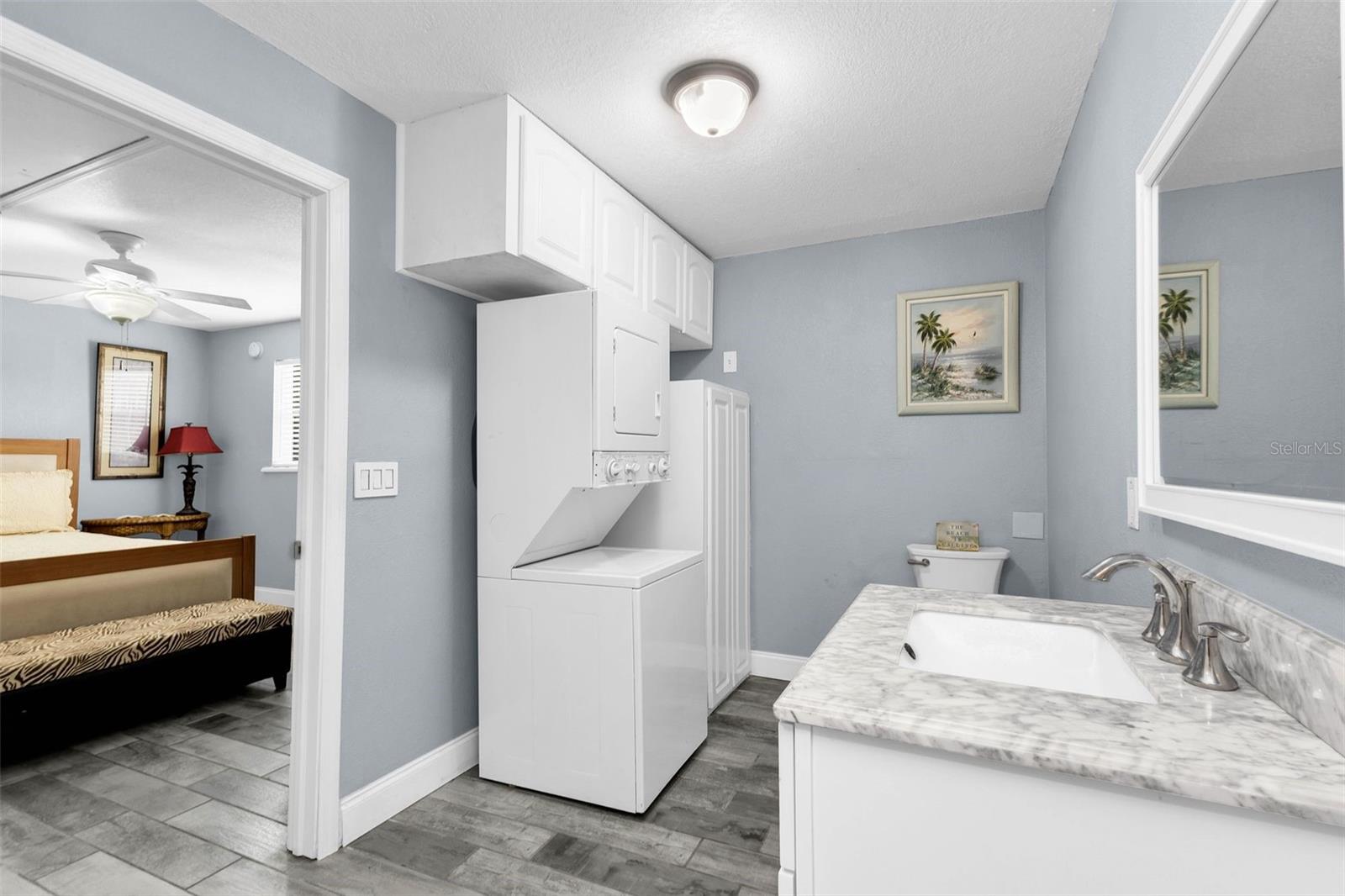 Image 21 of 27 For 119 Glenholm Avenue