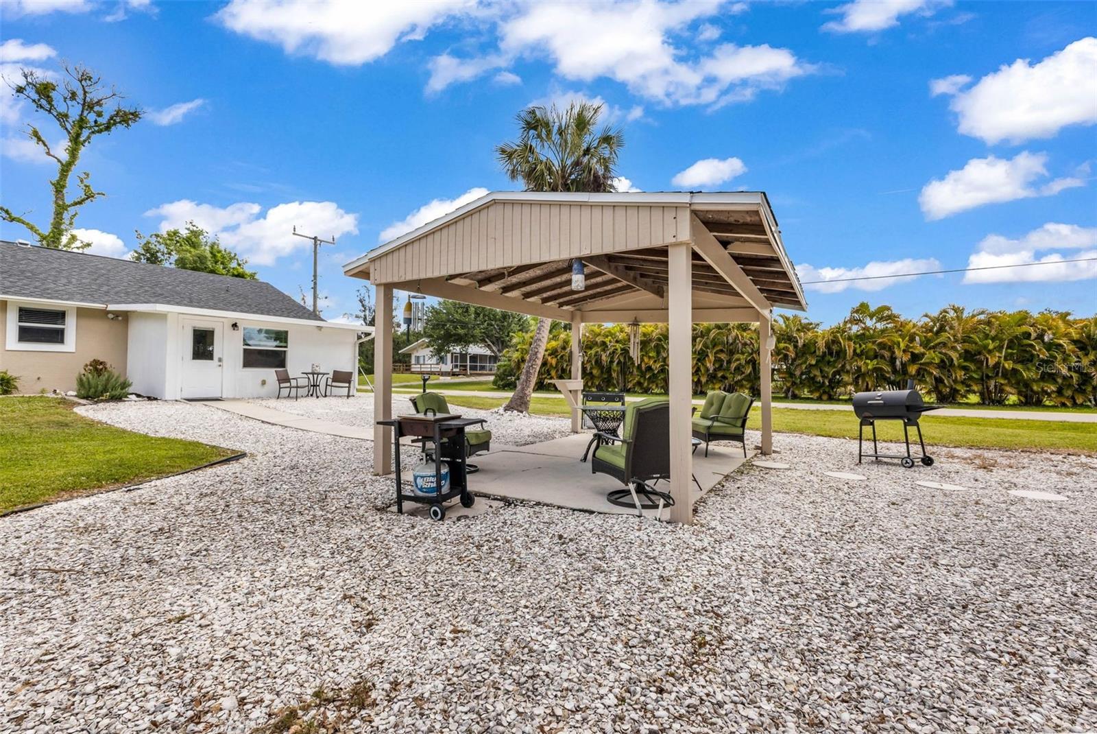 Image 3 of 27 For 119 Glenholm Avenue