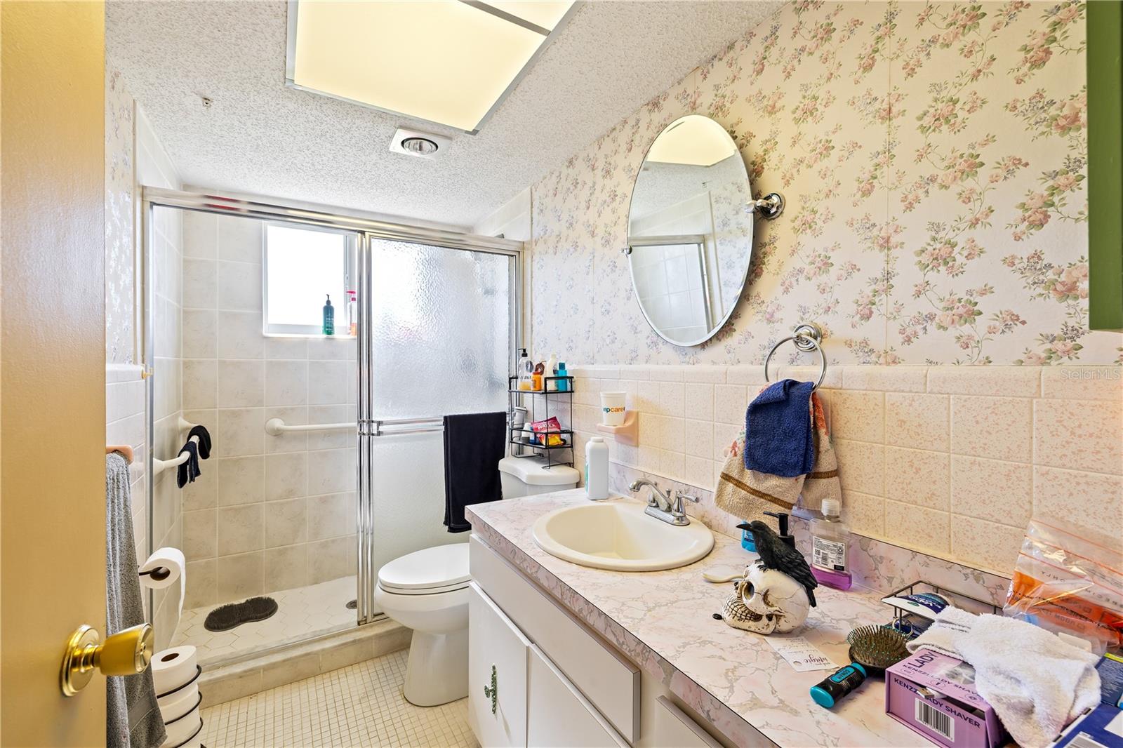 Image 13 of 19 For 22158 Riverhead Avenue