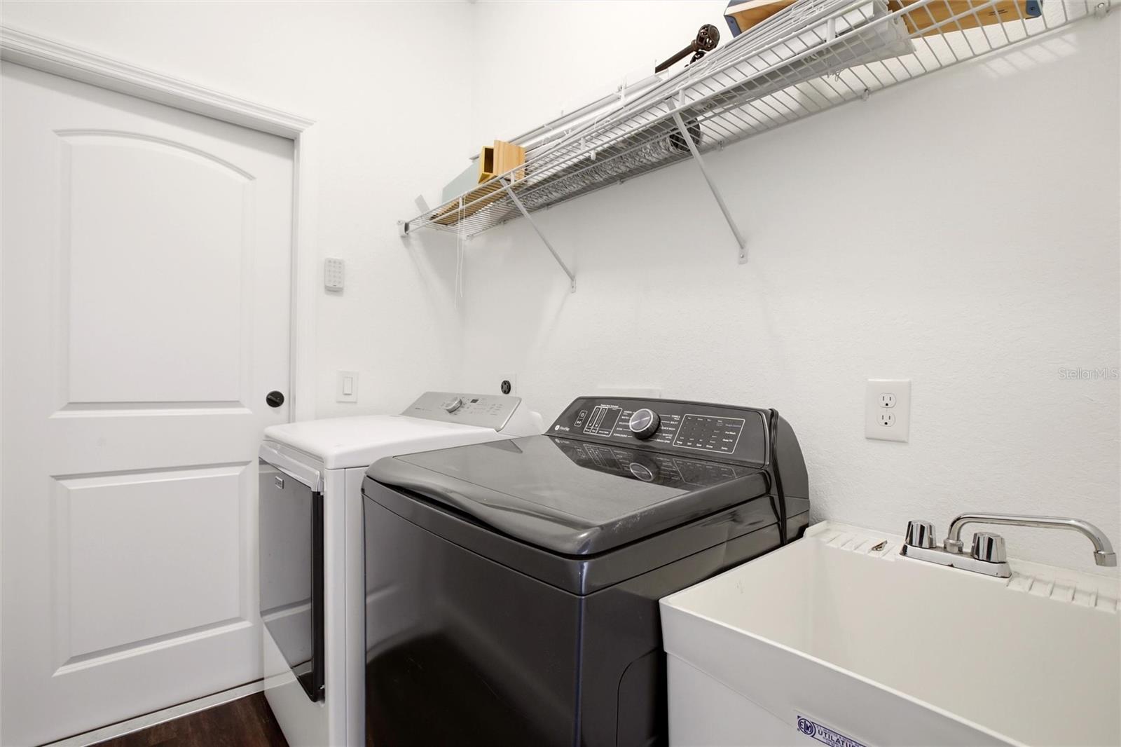 Image 25 of 38 For 4548 Heather Terrace