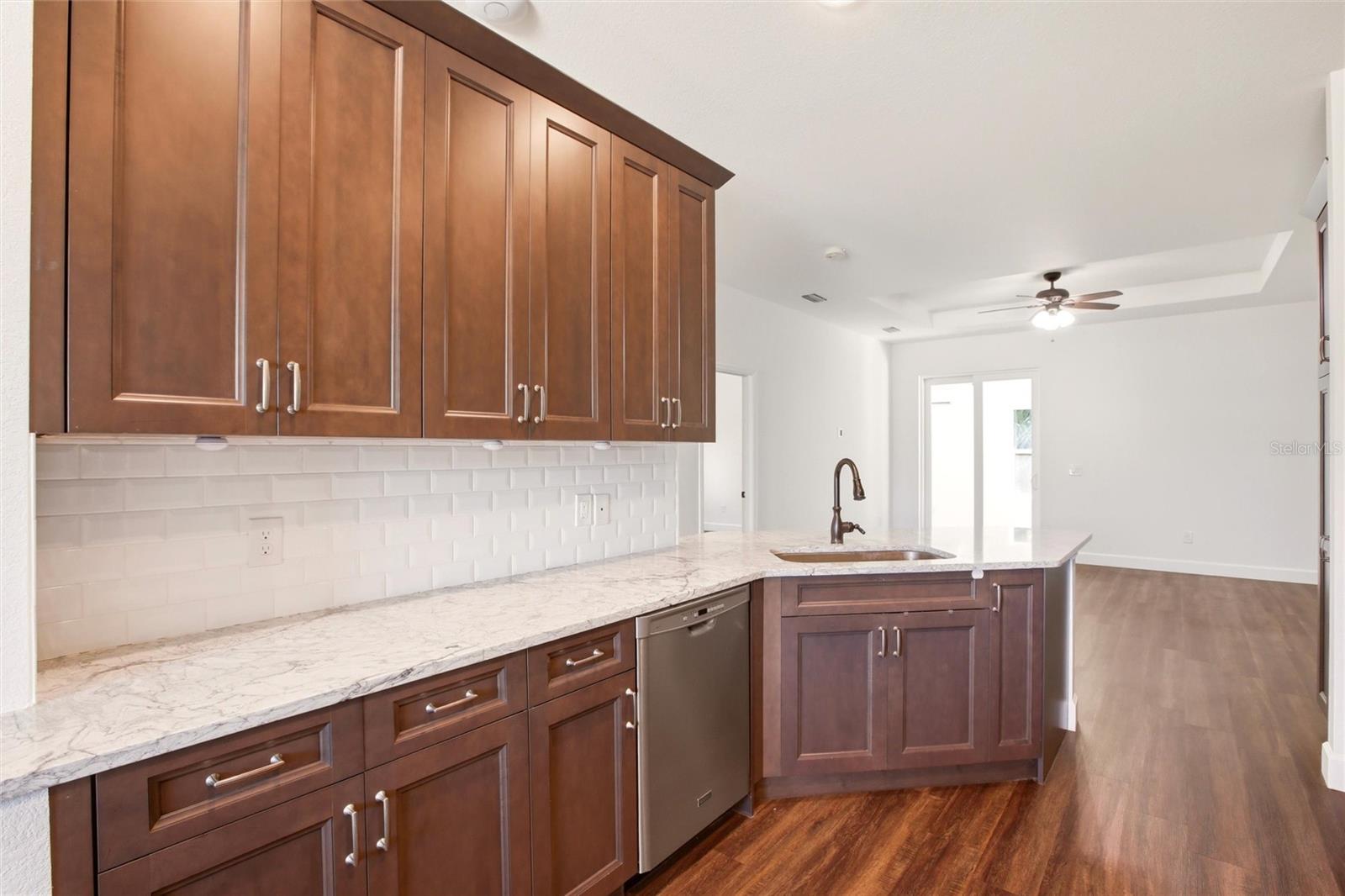 Image 8 of 38 For 4548 Heather Terrace