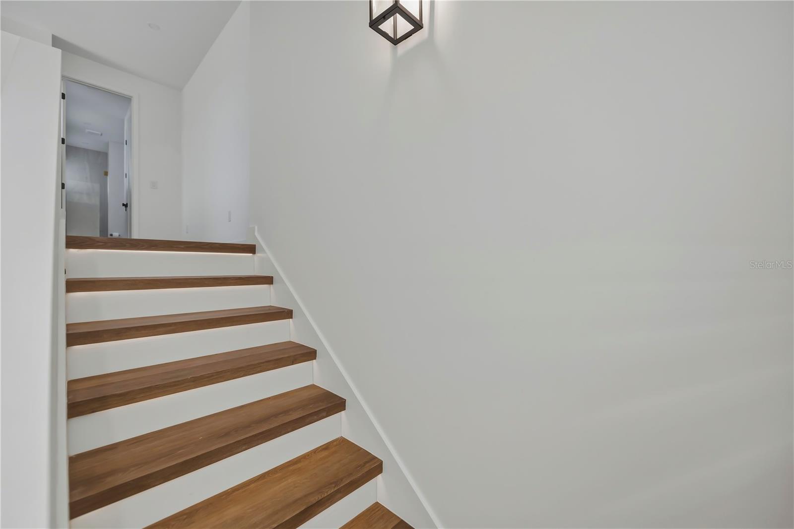 Image 12 of 86 For 7 Sunflower Drive