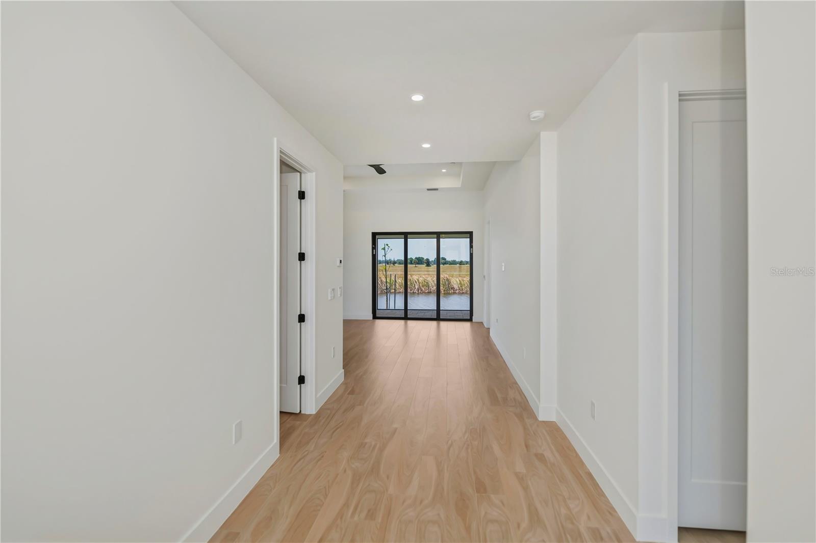 Image 18 of 86 For 7 Sunflower Drive