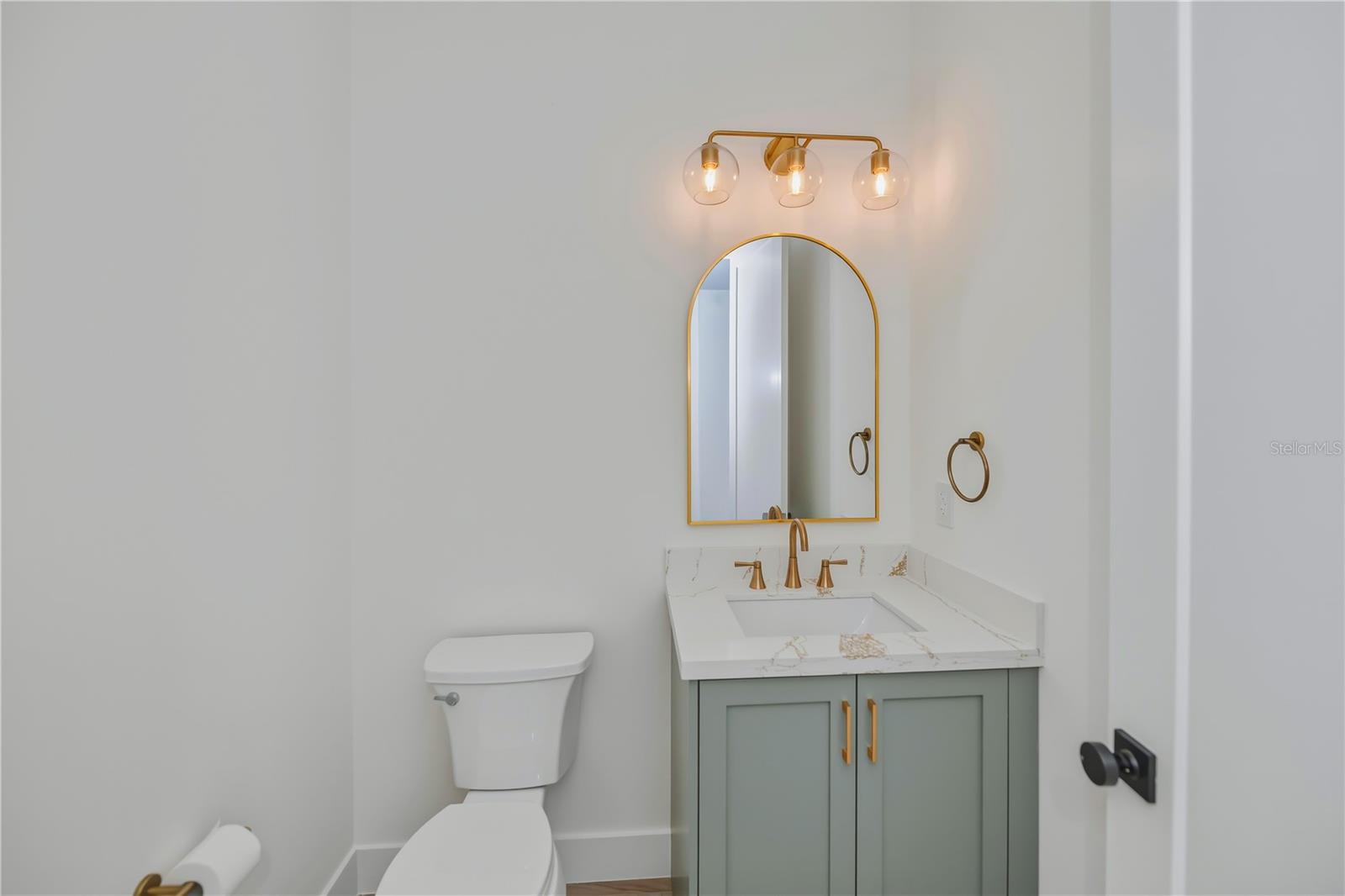 Image 29 of 86 For 7 Sunflower Drive