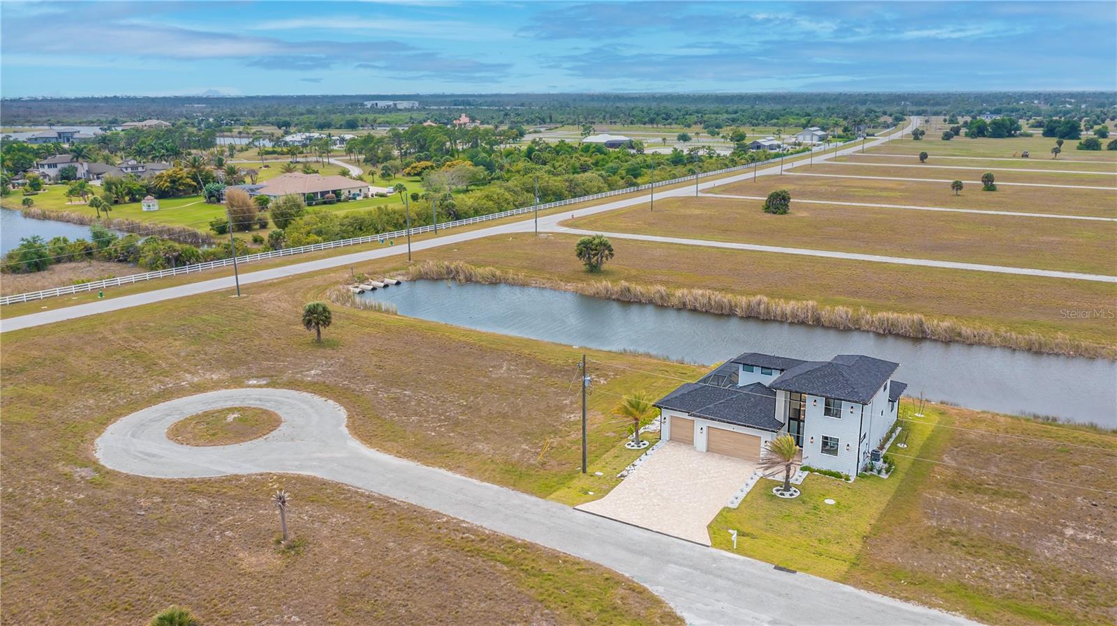 Image 4 of 86 For 7 Sunflower Drive