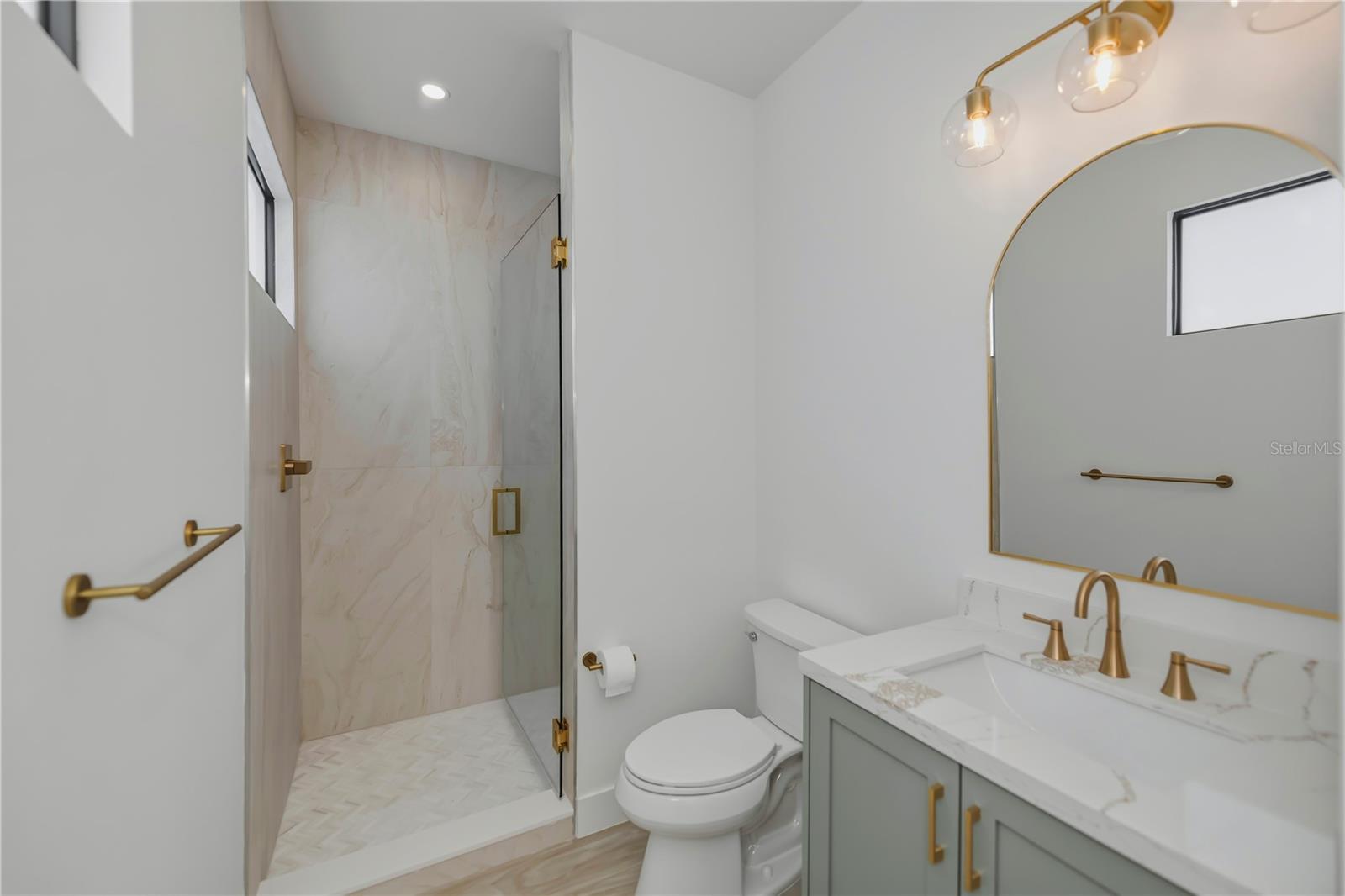 Image 57 of 86 For 7 Sunflower Drive