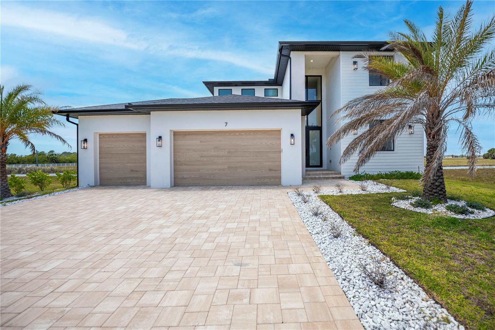 Image 86 of 86 For 7 Sunflower Drive