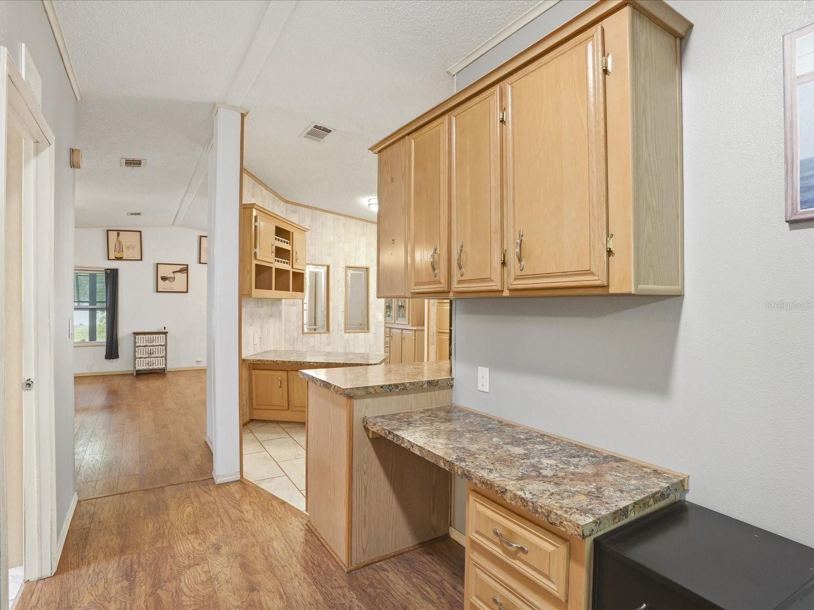 Image 14 of 41 For 6144 Redwing Avenue