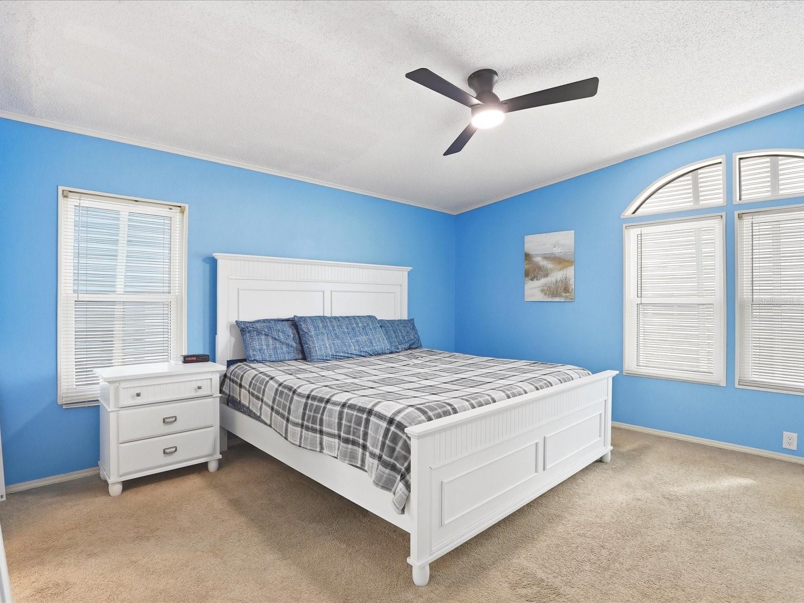 Image 16 of 41 For 6144 Redwing Avenue