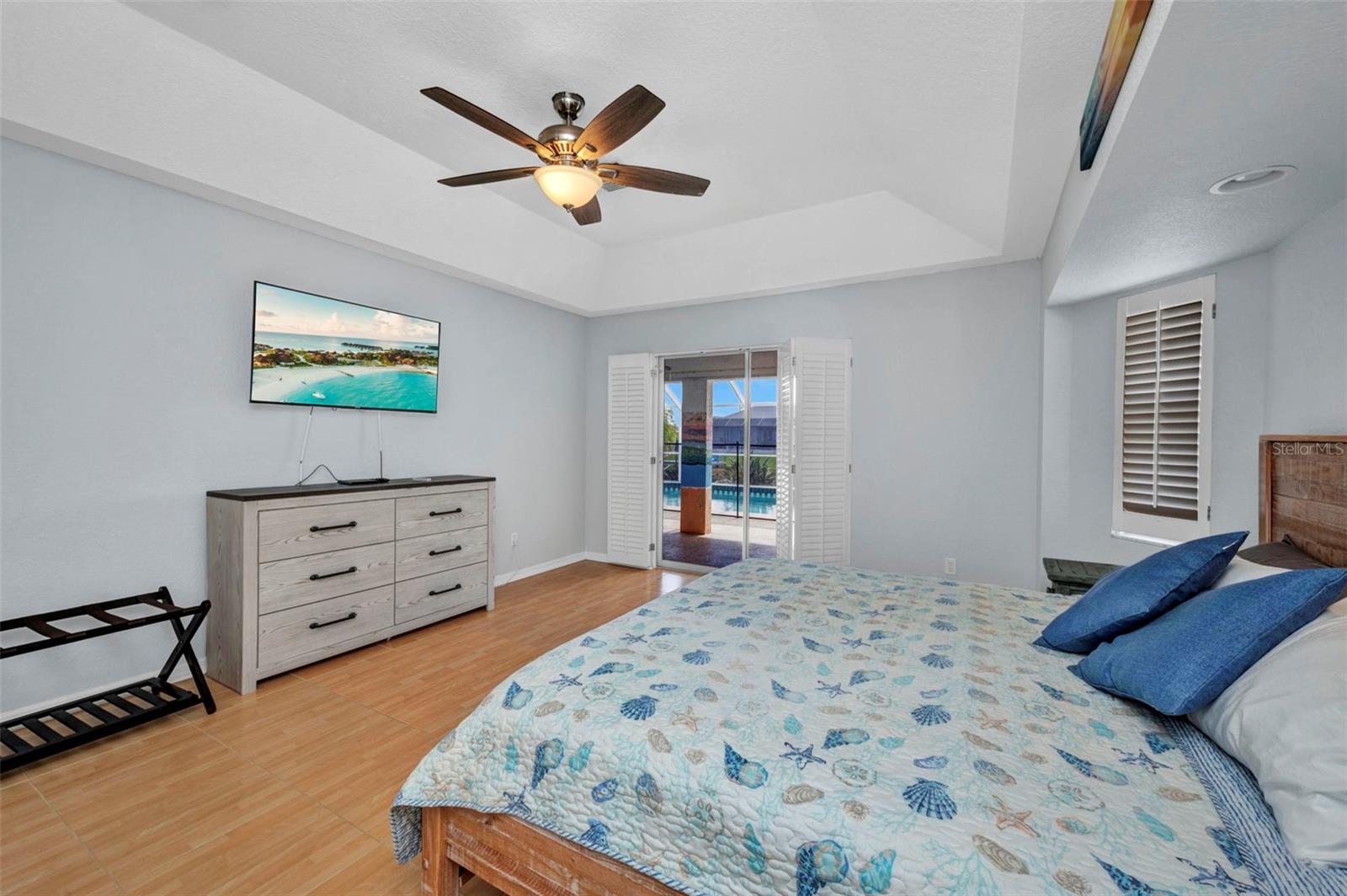 Image 17 of 70 For 9582 Arsipe Circle