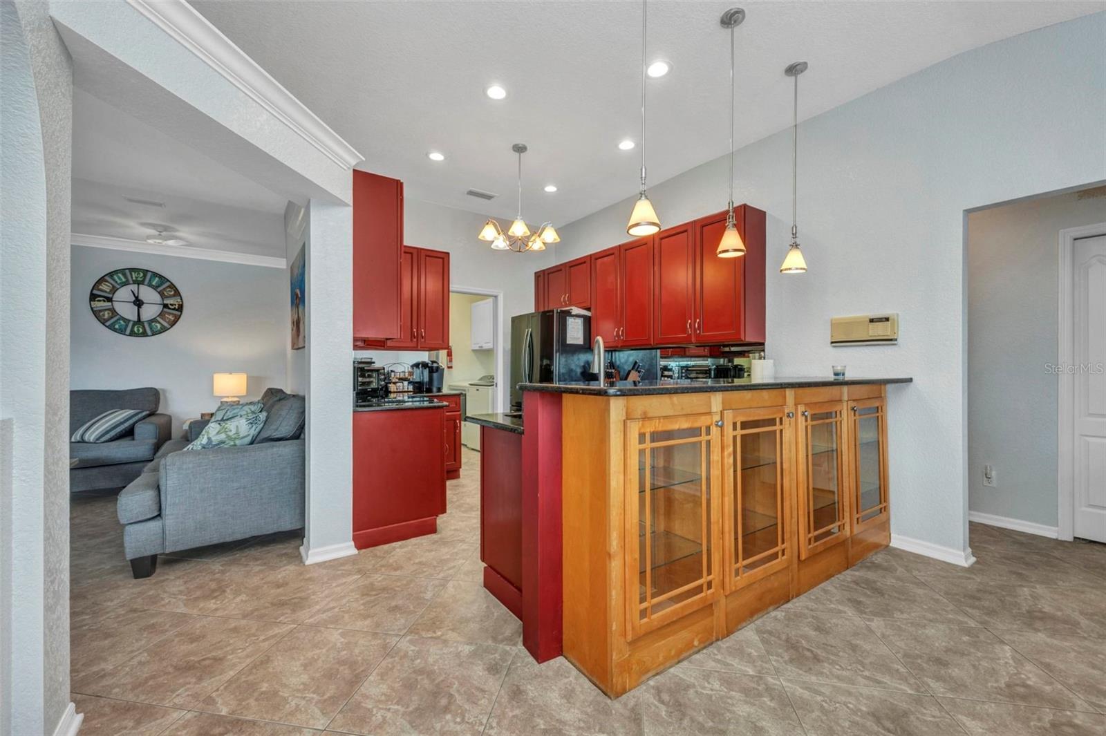 Image 25 of 70 For 9582 Arsipe Circle