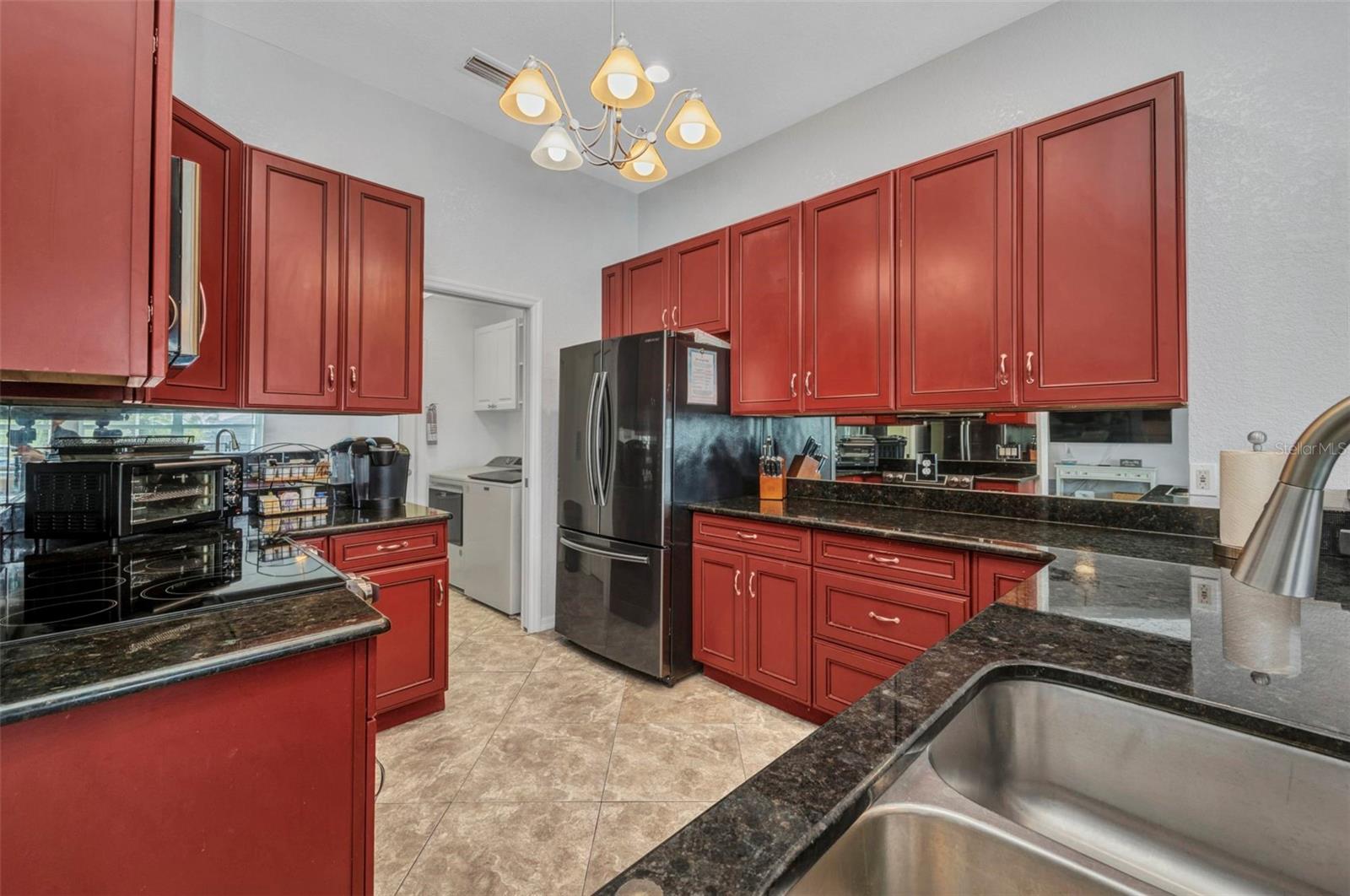 Image 26 of 70 For 9582 Arsipe Circle