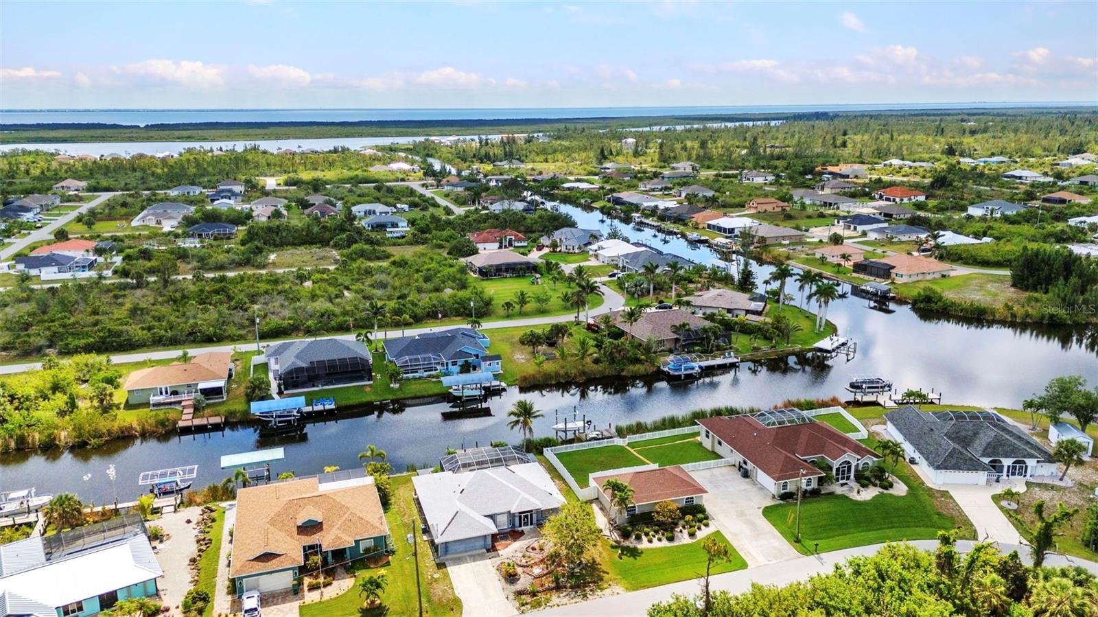 Image 60 of 70 For 9582 Arsipe Circle