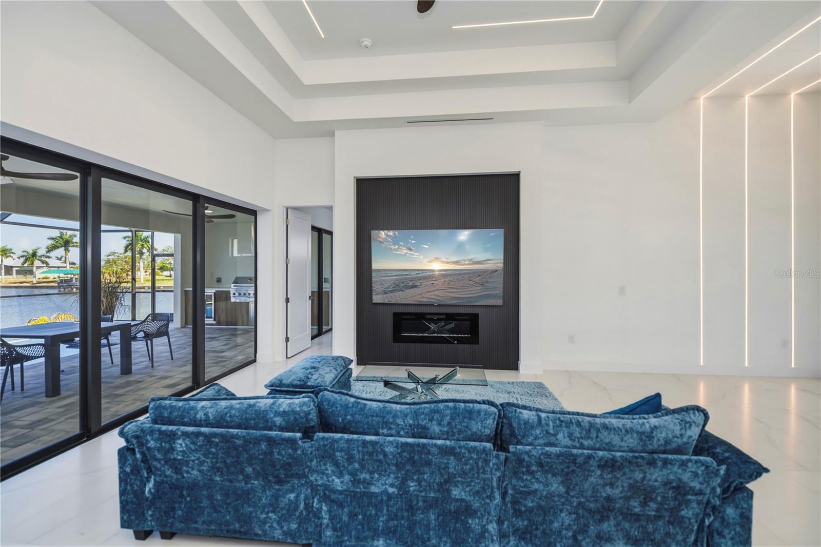 Image 14 of 72 For 9493 St Paul Drive