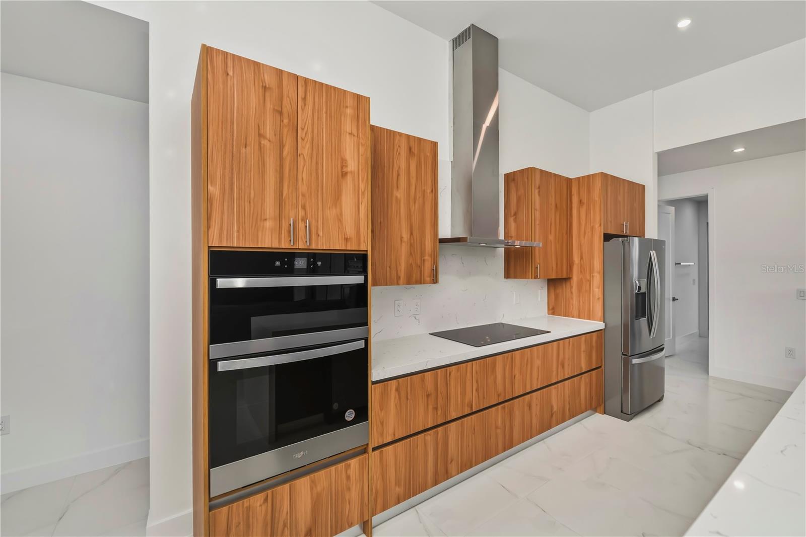 Image 15 of 72 For 9493 St Paul Drive