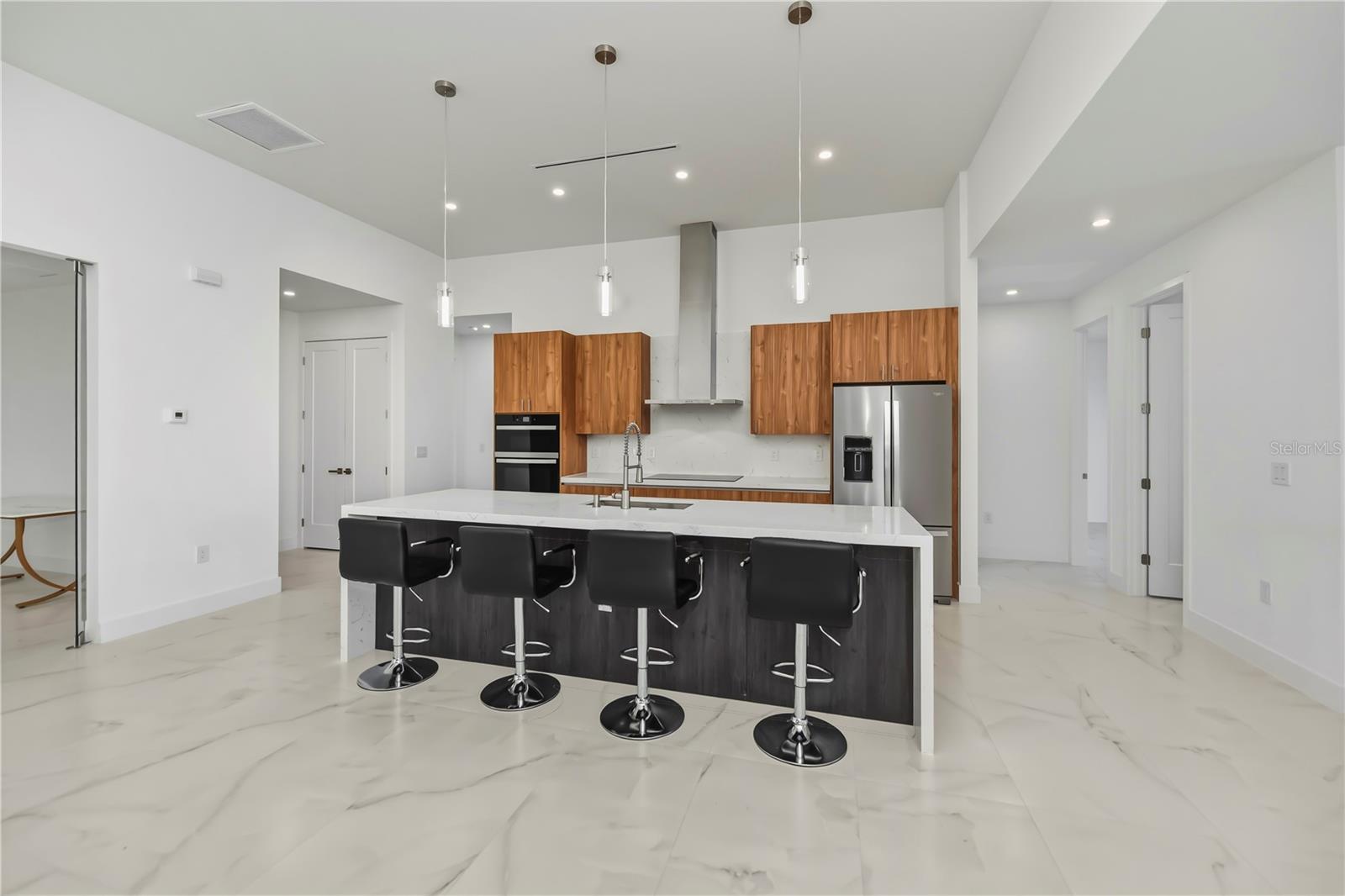 Image 19 of 72 For 9493 St Paul Drive