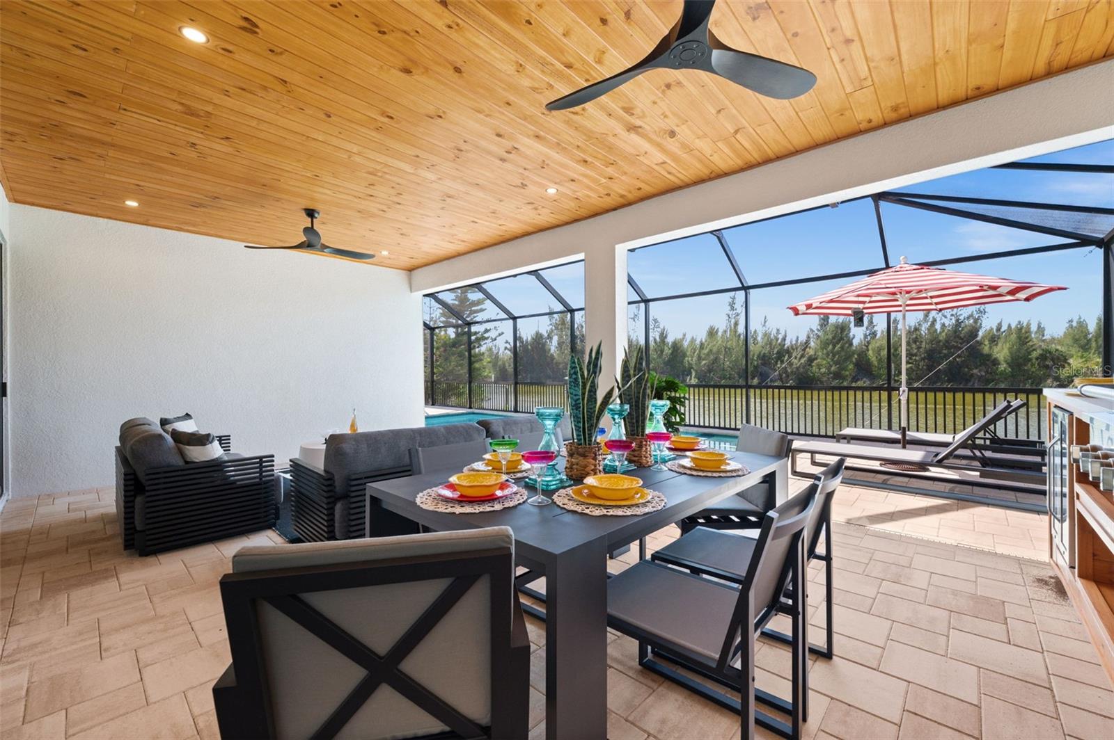 Image 2 of 99 For 10522 Riverside Road