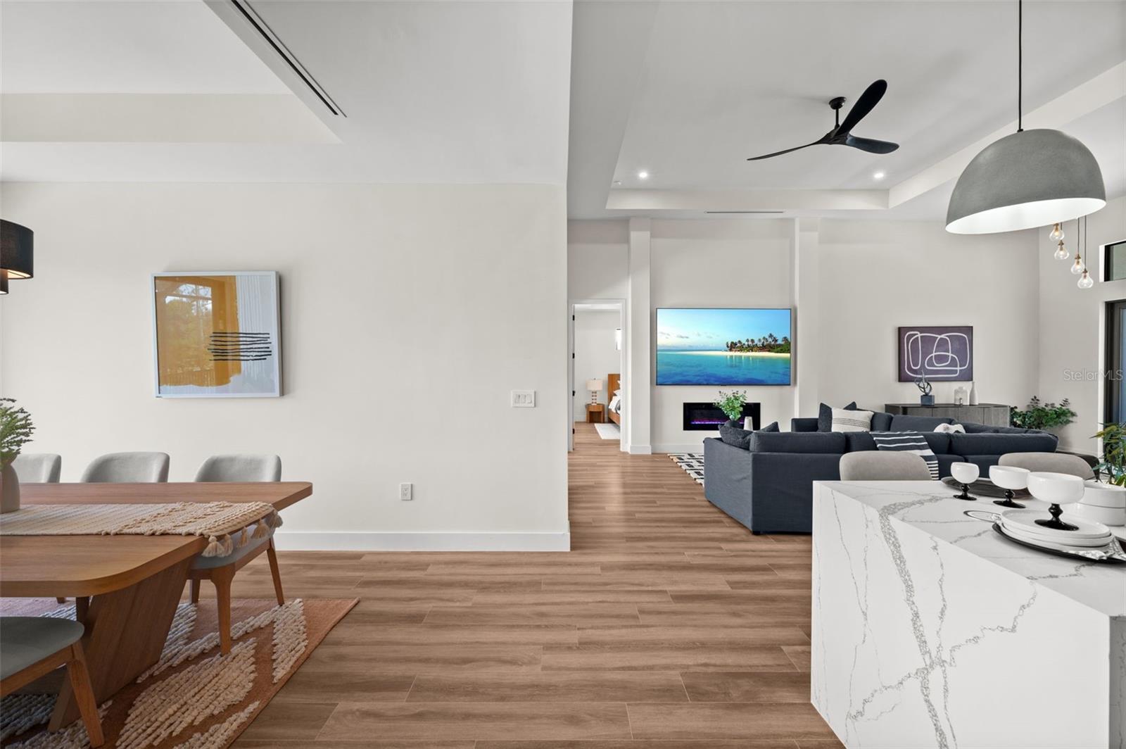 Image 28 of 99 For 10522 Riverside Road