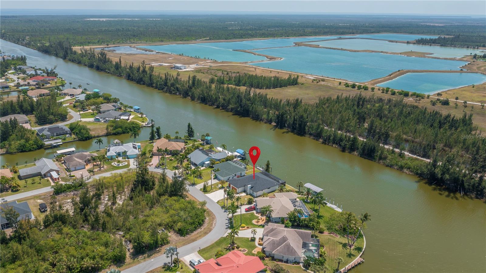 Image 4 of 99 For 10522 Riverside Road