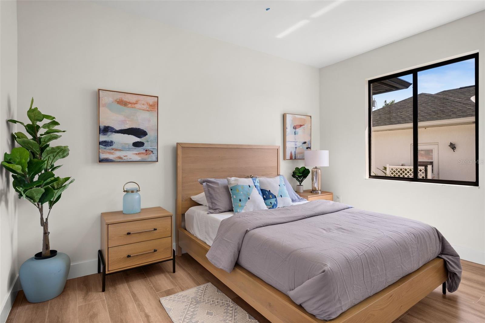 Image 48 of 99 For 10522 Riverside Road