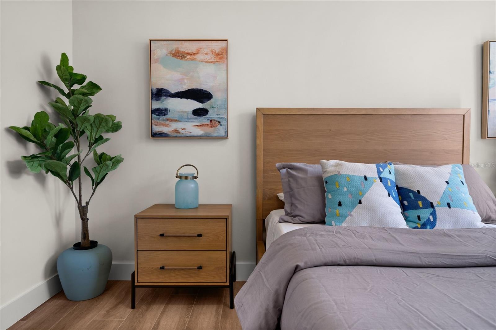 Image 50 of 99 For 10522 Riverside Road