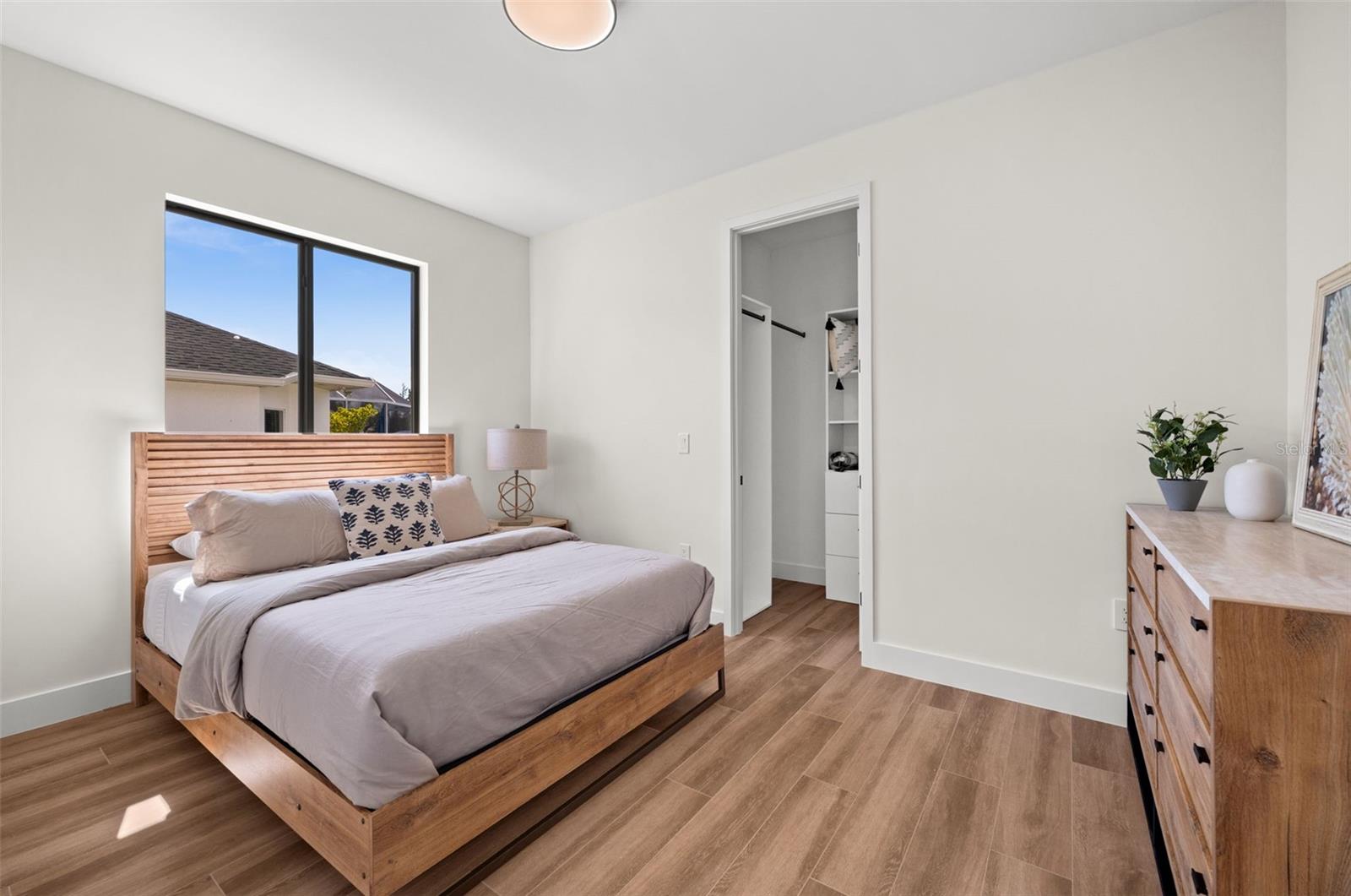 Image 56 of 99 For 10522 Riverside Road