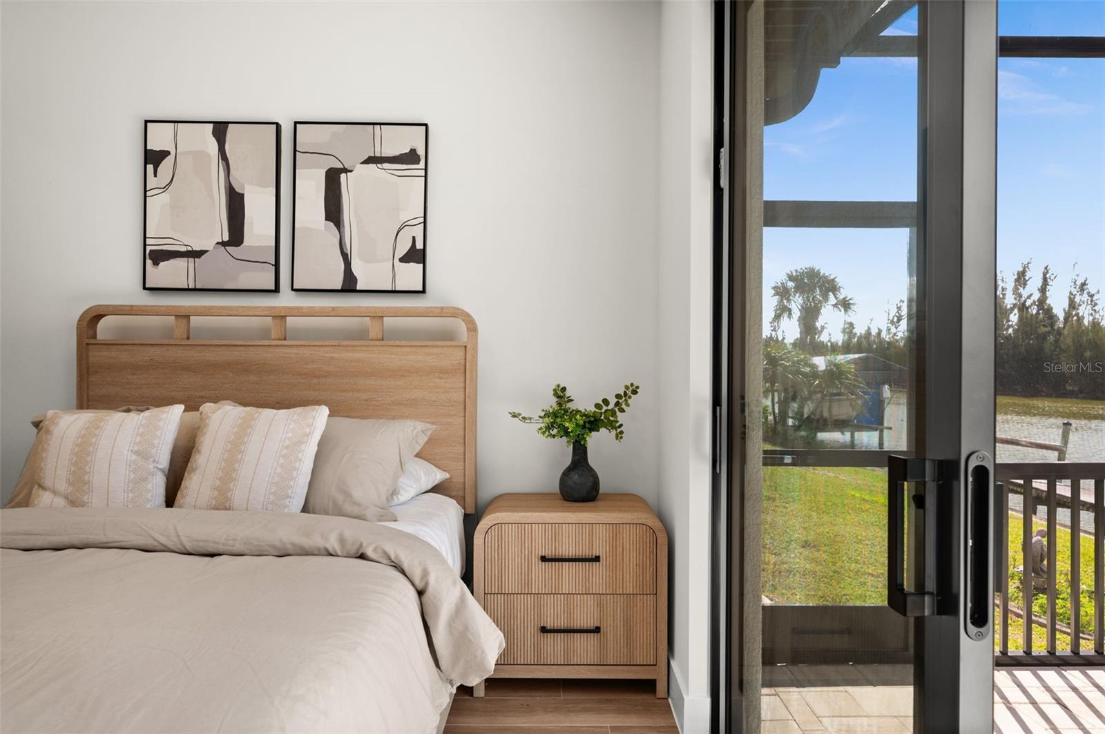 Image 60 of 99 For 10522 Riverside Road