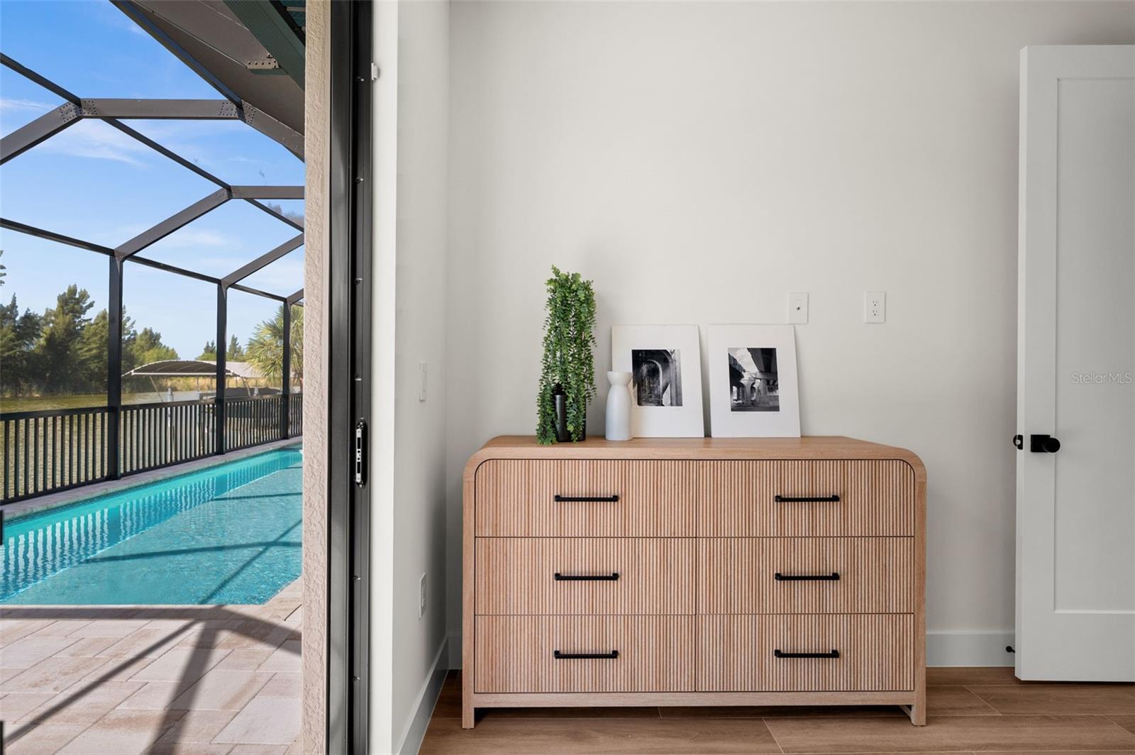 Image 62 of 99 For 10522 Riverside Road