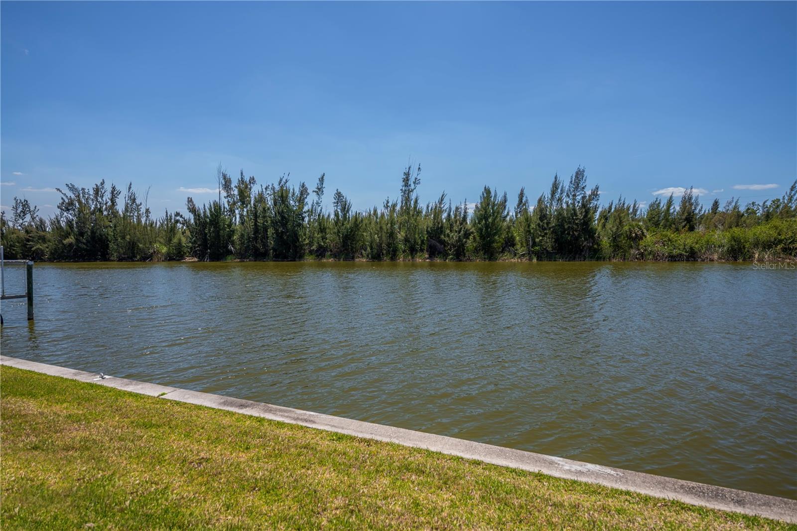 Image 93 of 99 For 10522 Riverside Road