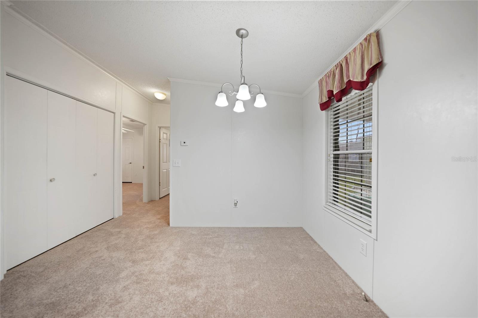 Image 7 of 40 For 2100 Kings Highway 517