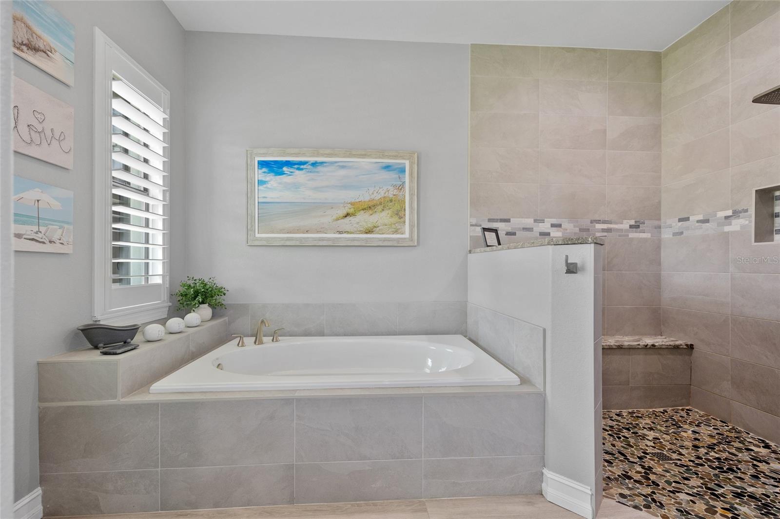 Image 17 of 40 For 4286 Harbor Boulevard