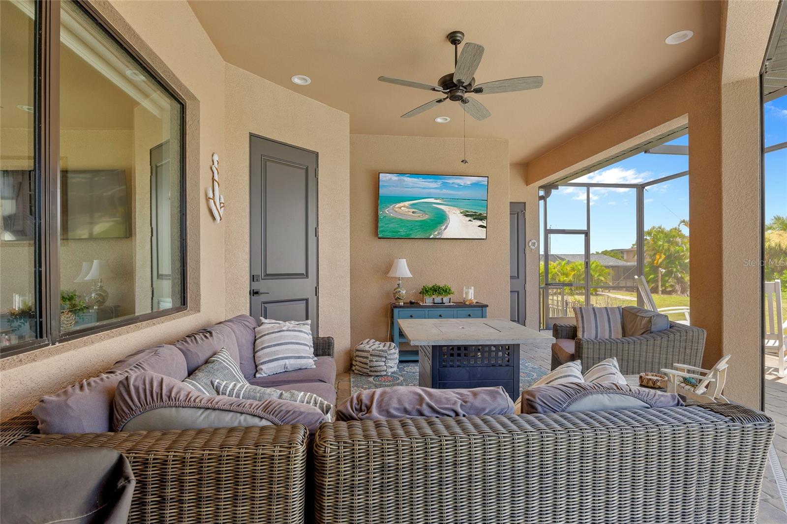 Image 27 of 40 For 4286 Harbor Boulevard