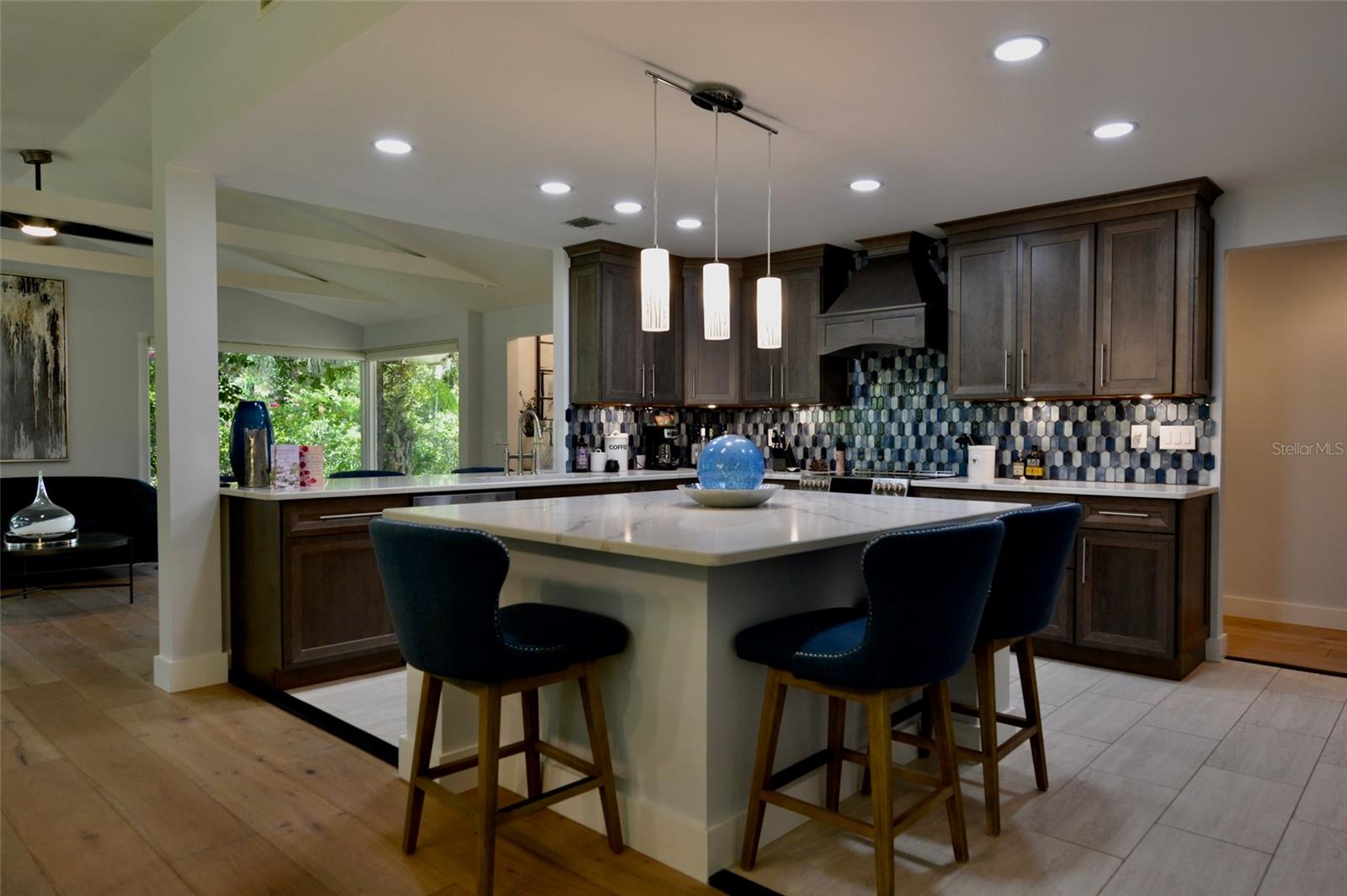 Image 30 of 83 For 18220 Elmwood Drive