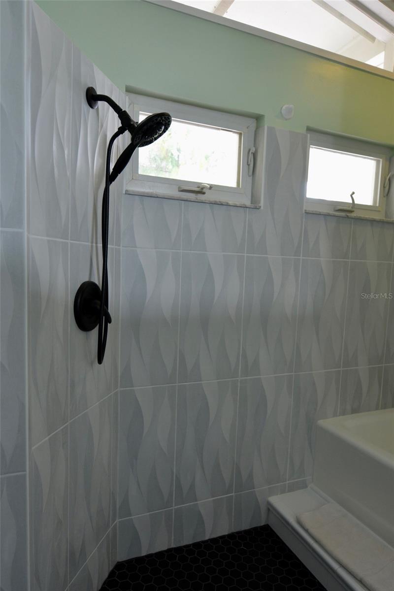 Image 49 of 83 For 18220 Elmwood Drive