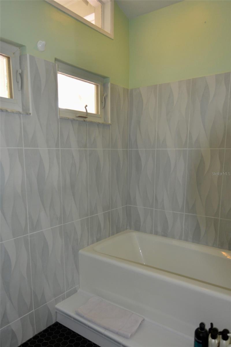 Image 50 of 83 For 18220 Elmwood Drive