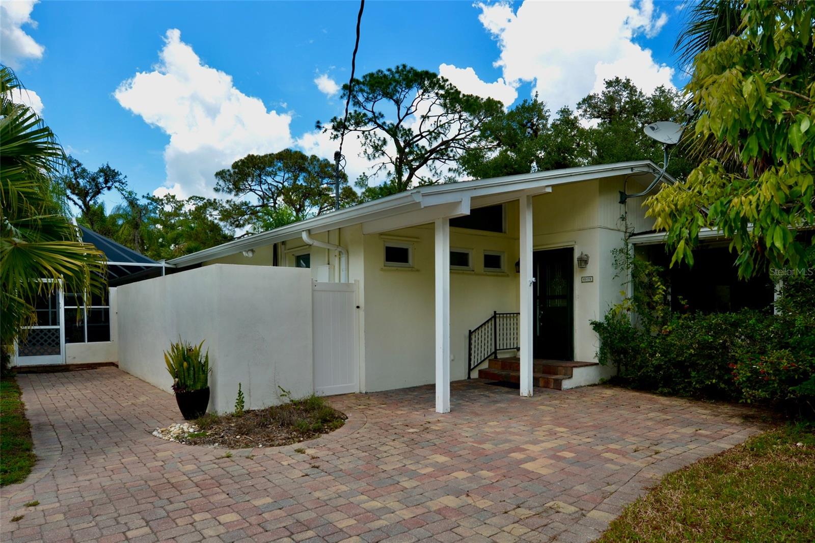 Image 74 of 83 For 18220 Elmwood Drive