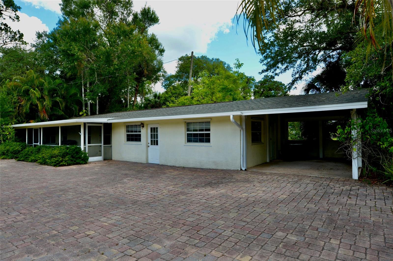 Image 9 of 83 For 18220 Elmwood Drive