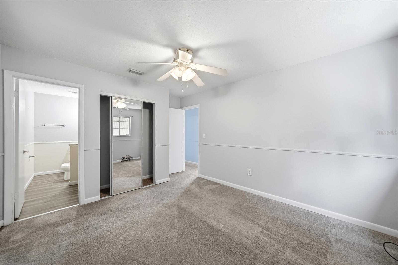 Image 15 of 40 For 704 Manatee Avenue