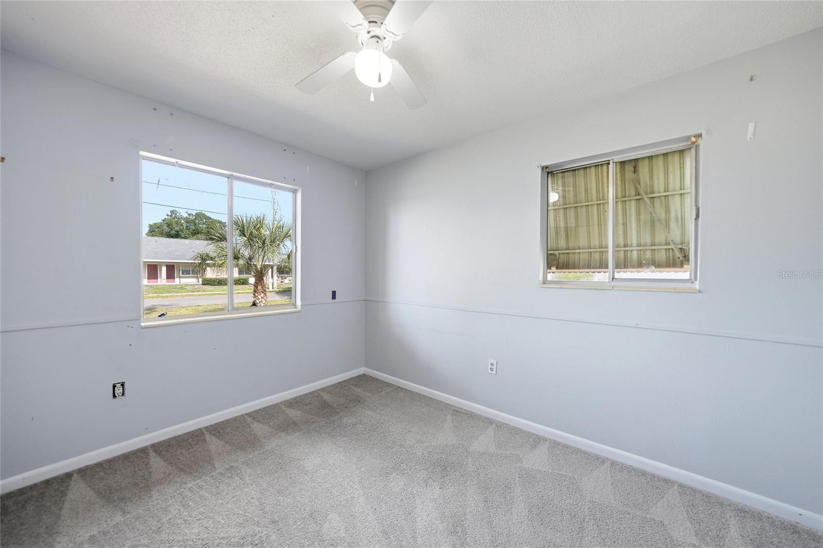 Image 20 of 40 For 704 Manatee Avenue