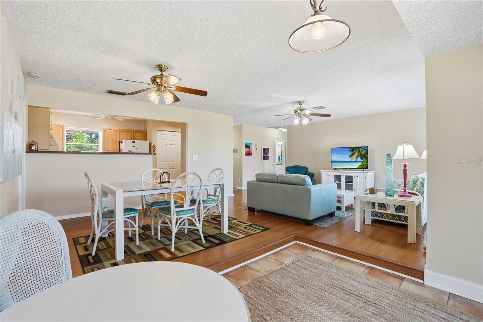 Image 10 of 38 For 4289 Island Circle 1