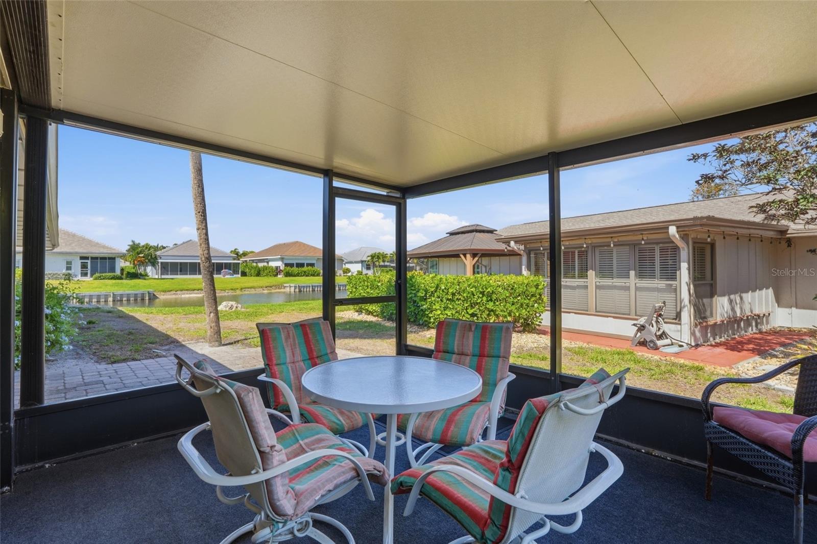 Image 30 of 38 For 4289 Island Circle 1