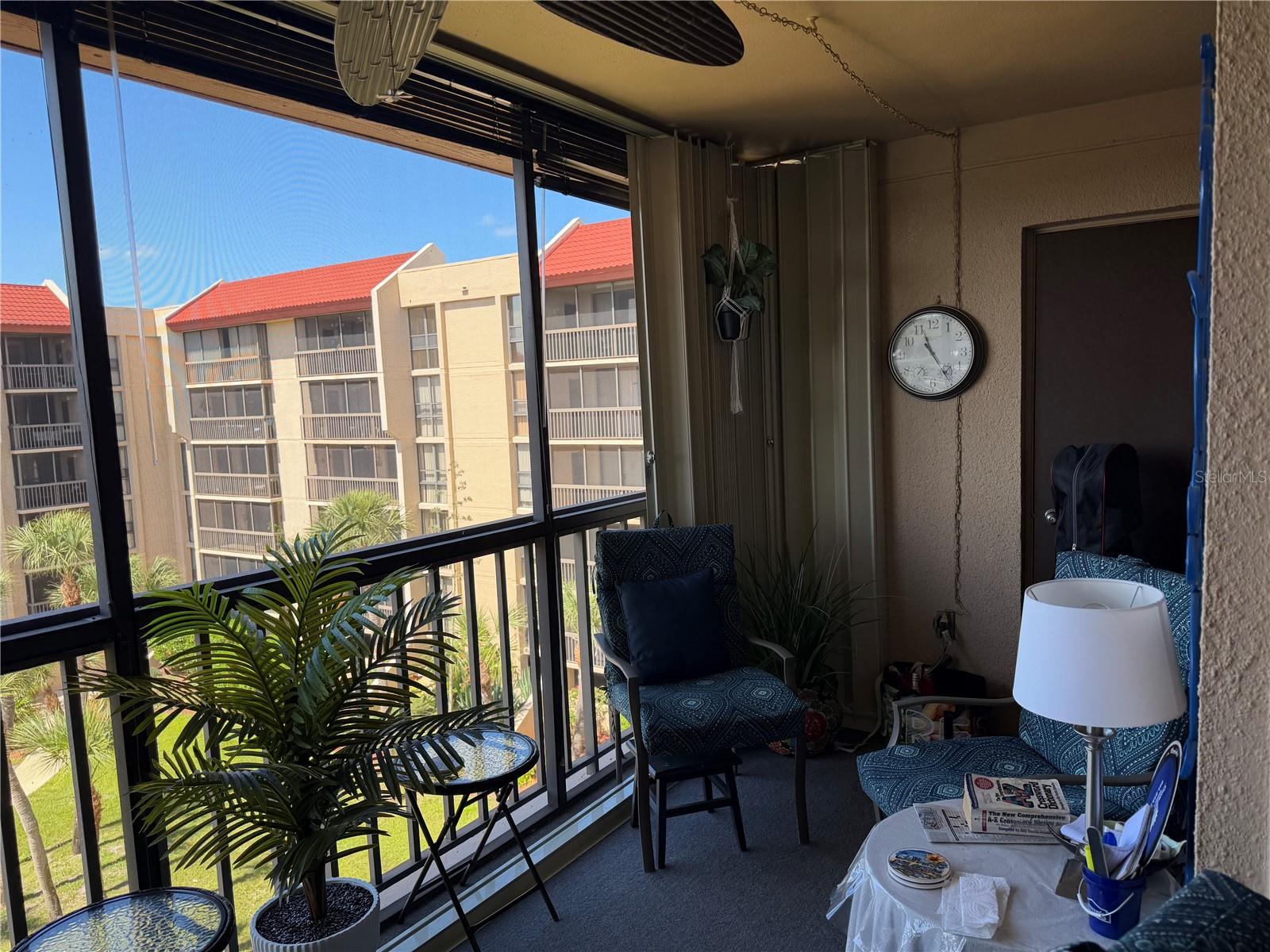 Image 17 of 32 For 21405 Olean Boulevard 521