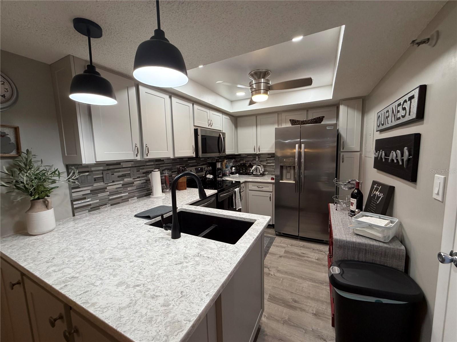 Image 20 of 32 For 21405 Olean Boulevard 521