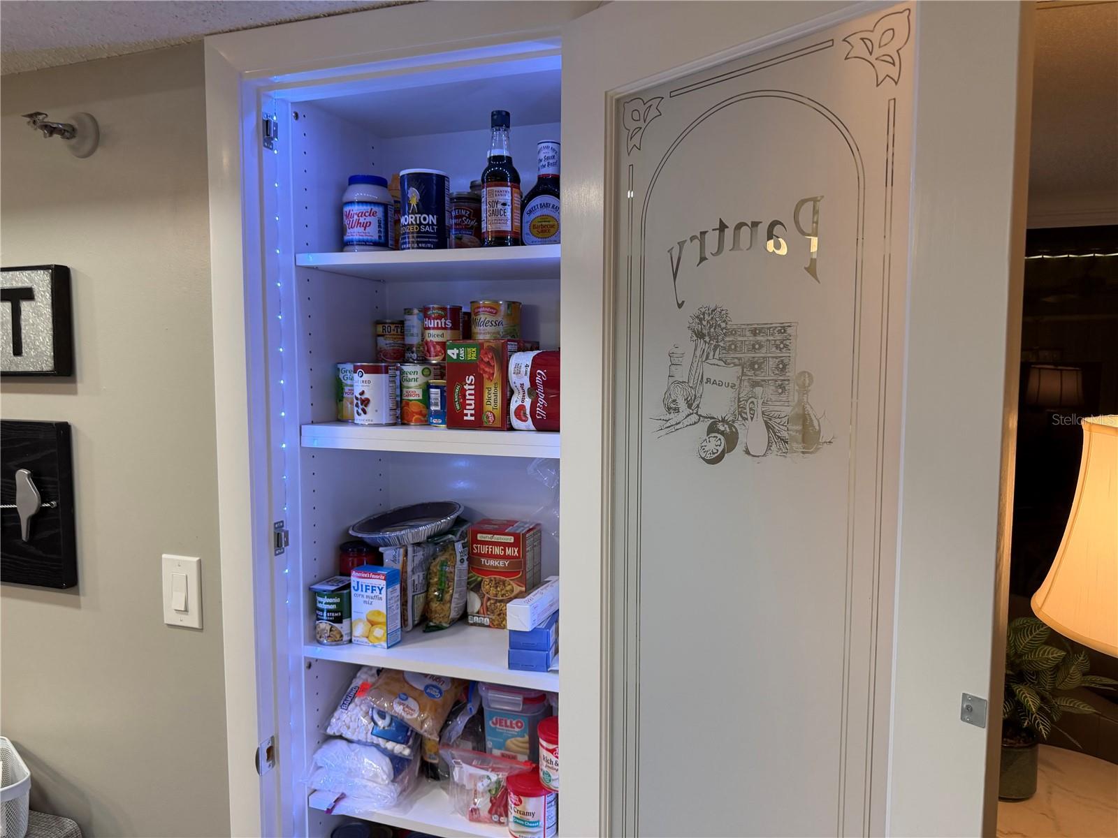 Image 23 of 32 For 21405 Olean Boulevard 521