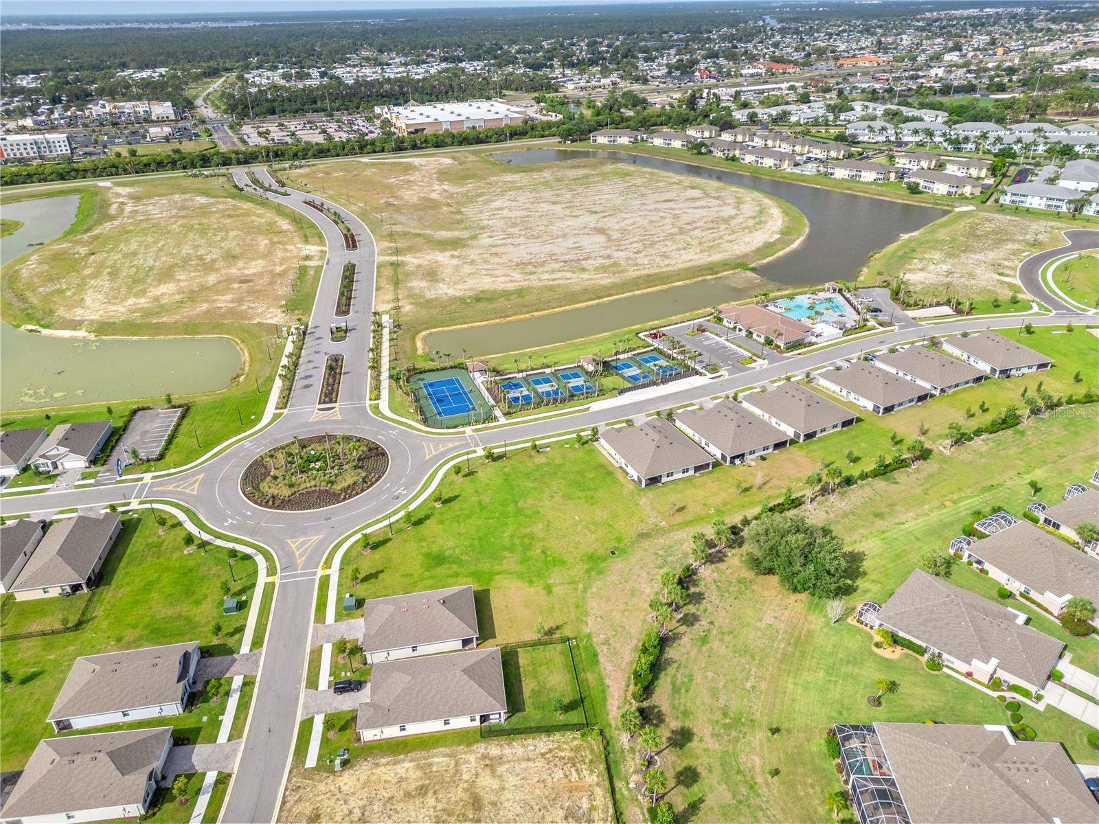 Image 43 of 46 For 4975 Tuscola Boulevard