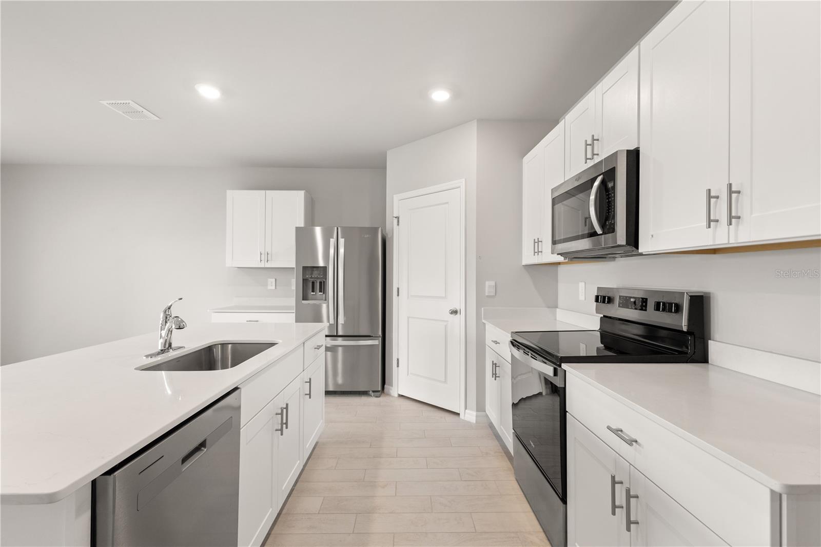 Image 7 of 46 For 4975 Tuscola Boulevard