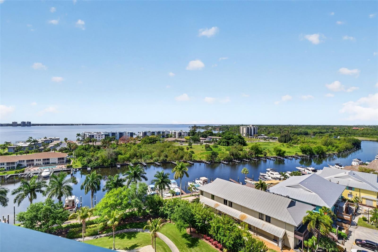 Image 44 of 100 For 3426 Hancock Bridge Parkway 1008