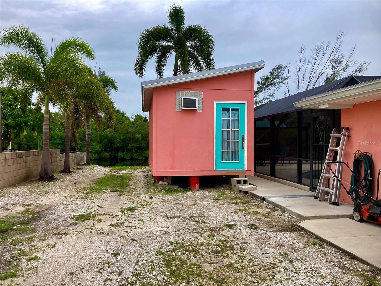 Image 24 of 78 For 232 Darst Avenue